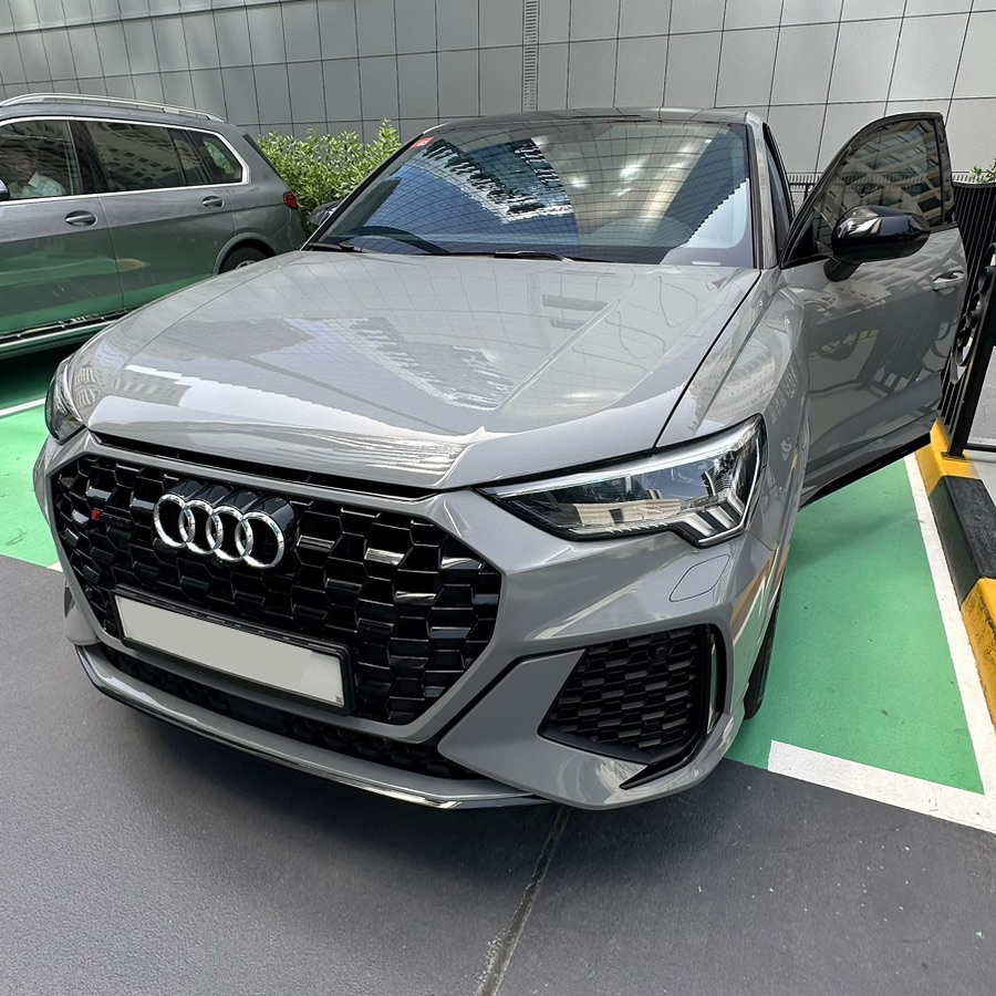 AUDI RSQ3